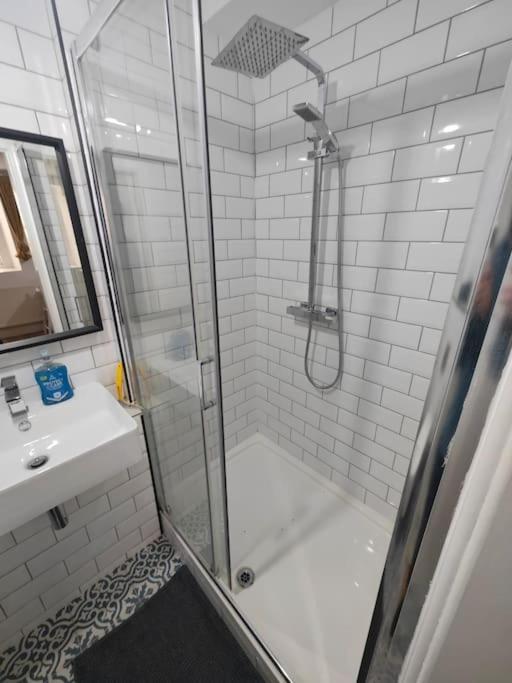 New Studio Flat In Old Street - Zone 1 Apartment London Bagian luar foto